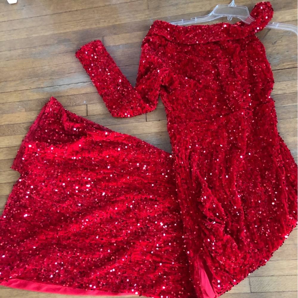 Stunning red long red sexy dress MISS ORD medium New Year’s Eve